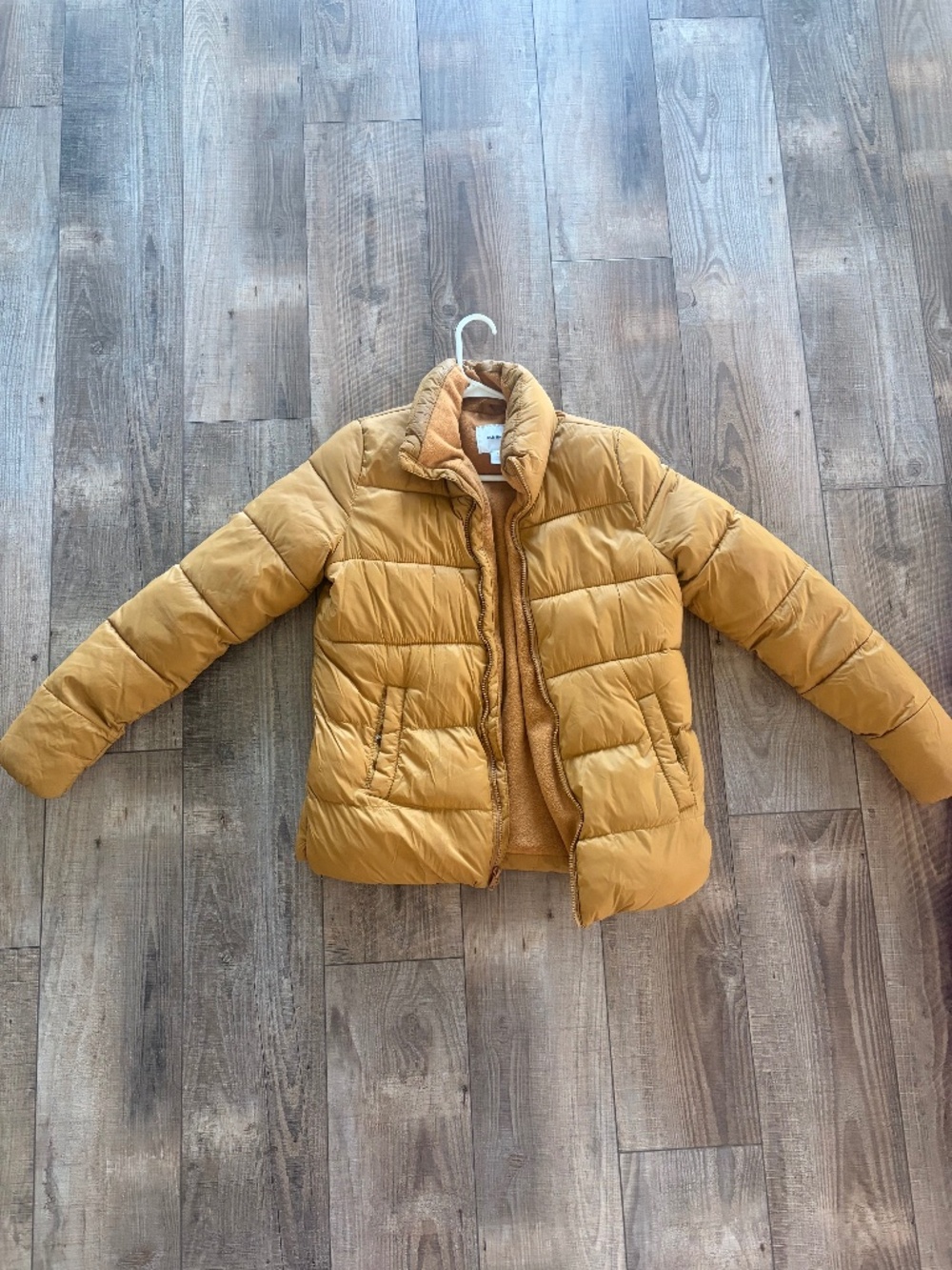 Old Navy women’s puffer coat